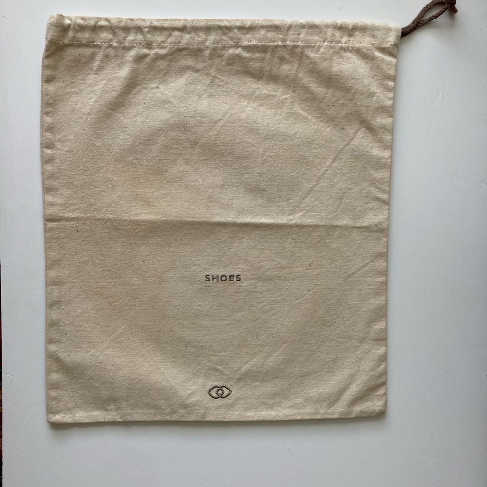 Sofitel Luxury Hotel Shoe Storage Bag Beige 15” x 14”